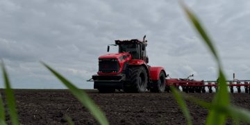 Посевная-2026 в ДНР: аграрии вышли в поля на неделю раньше срока