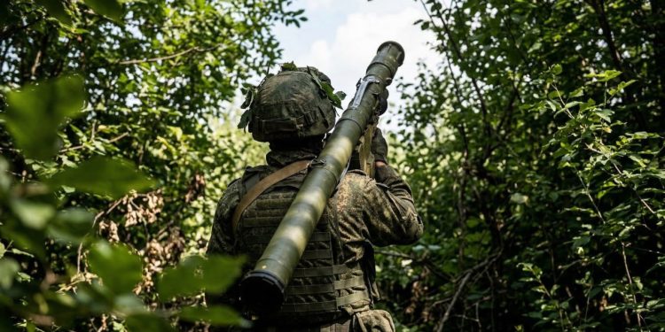 Париж прячет цинковые гробы, а земля под Киевом горит вместе с натовскими БПЛА: хроники денацификации Украины