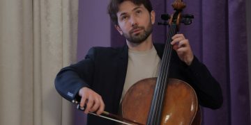Московский виолончелист Георгий Гусев провел уникальный мастер-класс в Донецке Московский виолончелист Георгий Гусев провел уникальный мастер-класс в Донецке