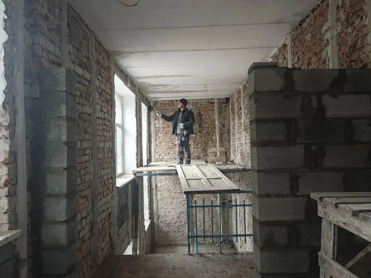 Котошоу в Донецке, весеннее обновление и театральные премьеры. Дайджест за 26 марта