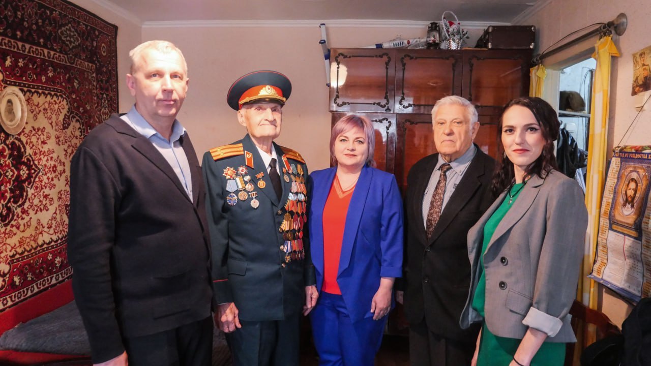 Котошоу в Донецке, весеннее обновление и театральные премьеры. Дайджест за 26 марта