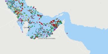 КСИР перекрыл Ормузский пролив после нападения на Иран