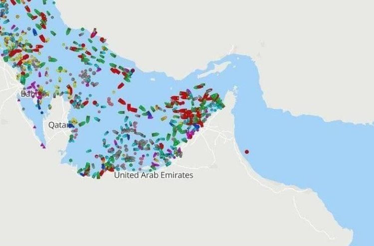 КСИР перекрыл Ормузский пролив после нападения на Иран