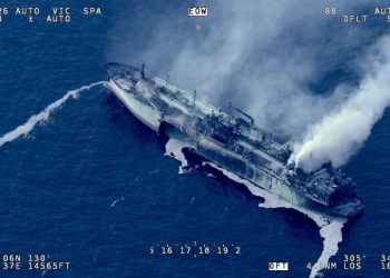 Пираты XXI века: Украина атаковала российский газовоз в Средиземном море Пираты XXI века: Украина атаковала российский газовоз в Средиземном море