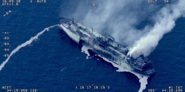 Пираты XXI века: Украина атаковала российский газовоз в Средиземном море