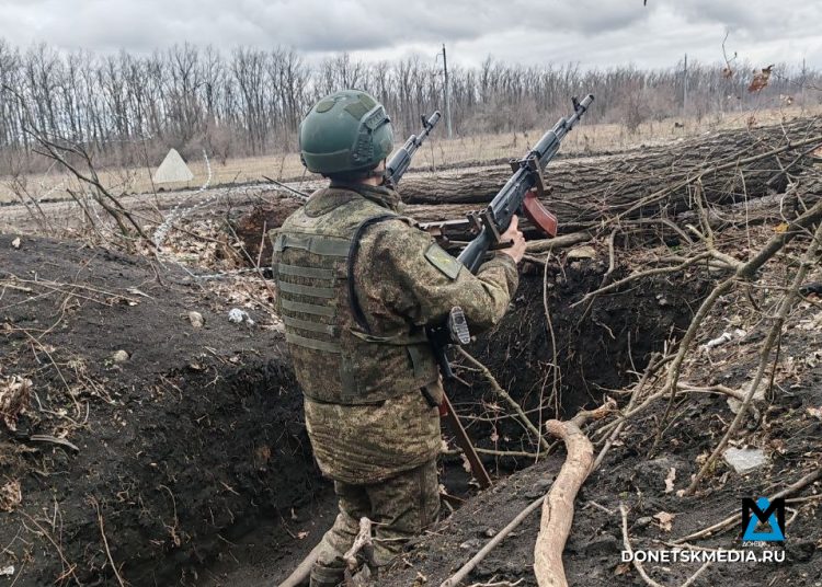 Группировка «Центр» активно наступает на Красноармейском фронте
