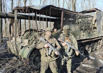 Воины «Центра» прорываются в Гришино и Новопавловку, вынуждая киевских нацистов сдаваться в плен