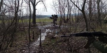 Воины «Центра» прорываются к Доброполью, уничтожая технику и живую силу киевских нацистов