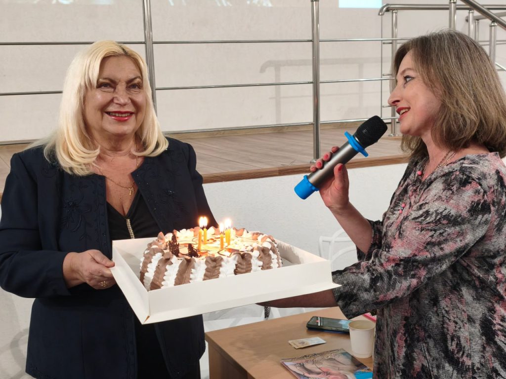 В Ясиноватой открылась детская агролаборатория, а в Мариупольском музее открылся зал Куинджи. Дайджест новостей ДНР за 21 марта