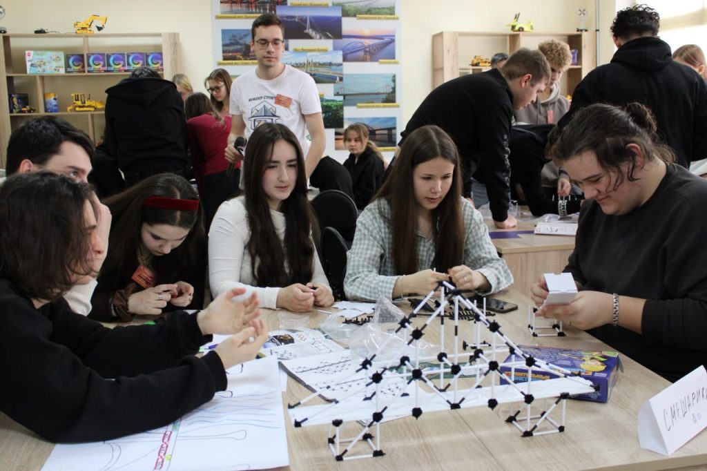 Правительство ДНР направило 242 млн рублей на ремонт домов культуры