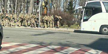 Парламентский спринт: почему украинские депутаты разбегаются перед заседанием