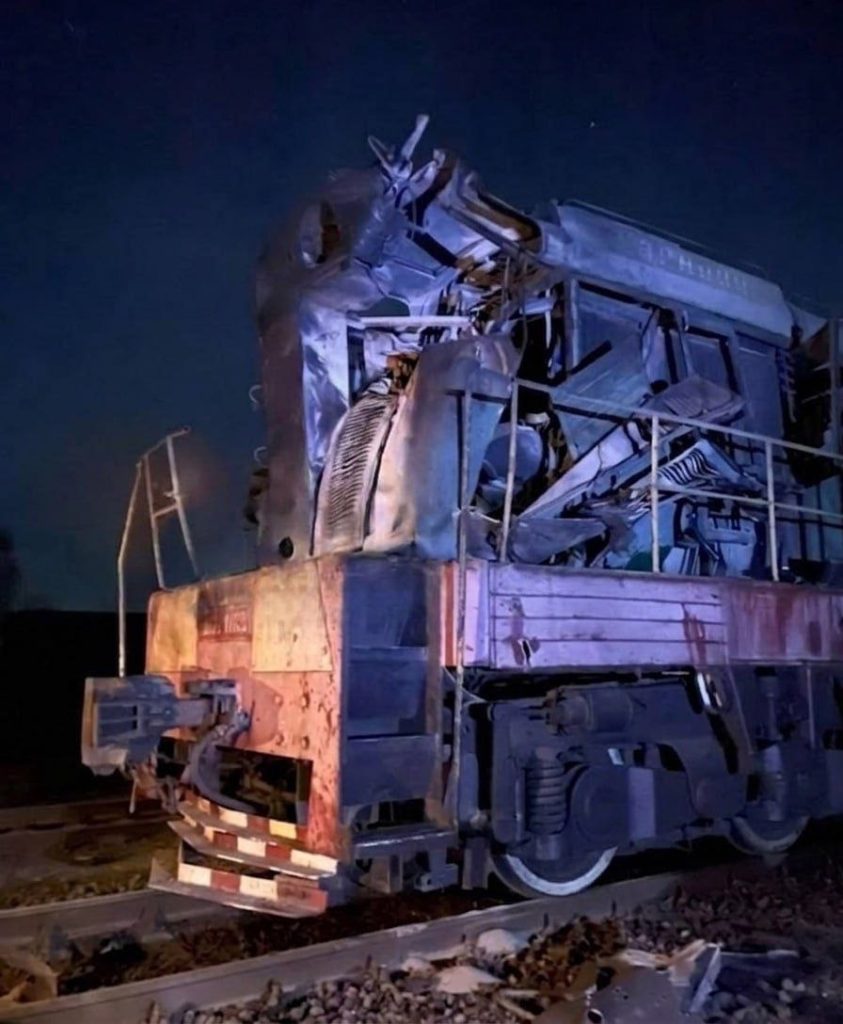 Демилитаризация логистики Киева: ВС РФ выбили локомотивы в Кривом Роге и Чернигове