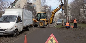 Луганск: Москва заменит 10 км линий в квартале 50-летия Октября