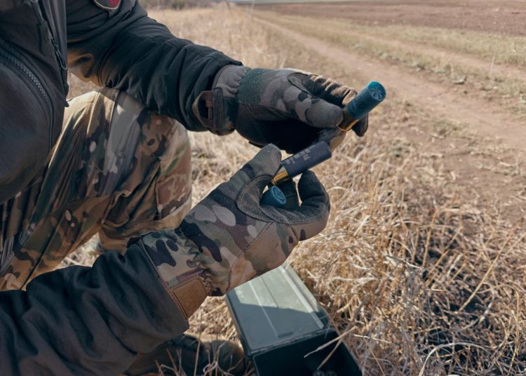 Воины «Центра» продавливают оборону киевских нацистов на трёх направлениях, уничтожая живую силу и технику Воины «Центра» продавливают оборону киевских нацистов на трёх направлениях, уничтожая живую силу и технику