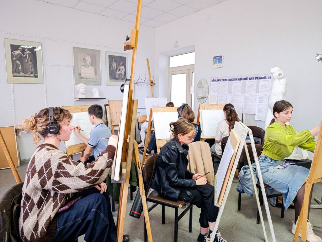 23 золота и 6 кубков: хореографы из ДНР покорили Ялту и Ростов-на-Дону