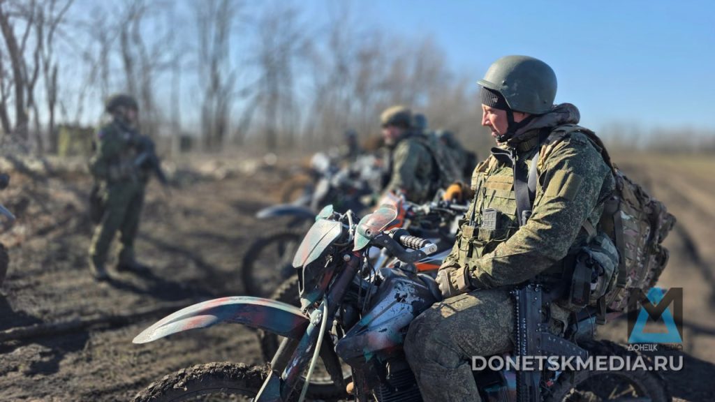 Стальная кавалерия: как мотоштурмовики готовятся к броску на Константиновку