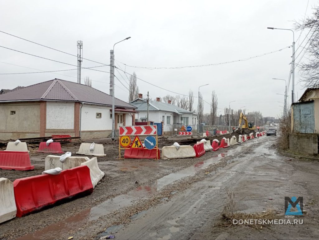 Дорожный прорыв: в Луганске восстанавливают одну из самых важных транспортных артерий