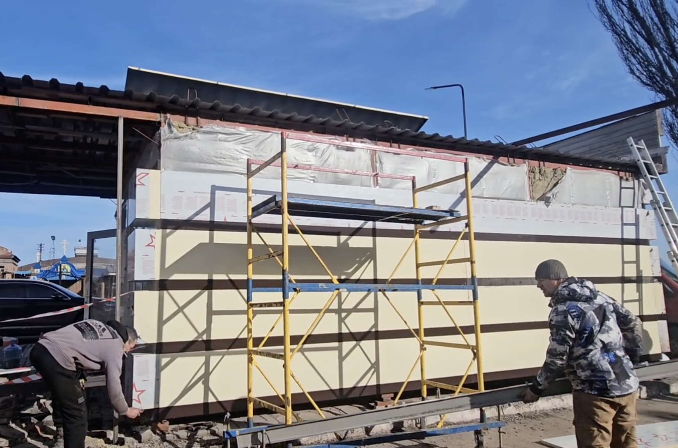 Шоу Братьев Сафроновых в Донецке, реставрация ДонНАСА и важный день в истории Старобешево. Дайджест за 2 марта