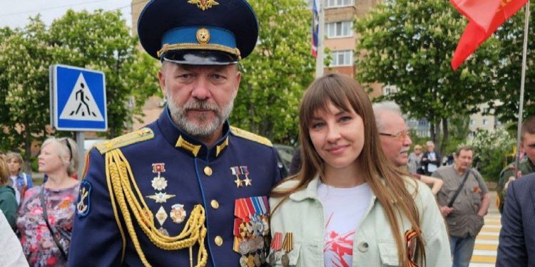 Правильная Зеленская: как простая медсестра стала ангелом-хранителем разрушенного Мариуполя Правильная Зеленская: как простая медсестра стала ангелом-хранителем разрушенного Мариуполя