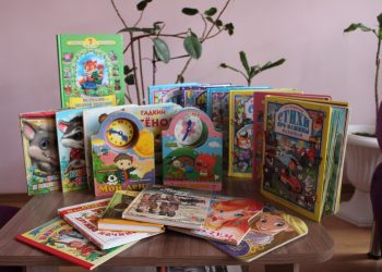 За книжными страницами: уникальные издания и новые проекты Детской библиотеки имени Кирова в Донецке