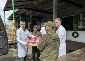 Первая партия куличей шахтерского хлебозавода отправилась к защитникам фронта