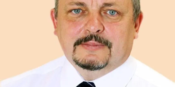 Бывшего директора Луганского театра кукол снова будут судить – на этот раз за махинации с деньгами артистов