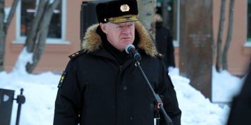 При крушении Ан-26 в Крыму погиб командующий авиацией Северного флота Александр Отрощенко При крушении Ан-26 в Крыму погиб командующий авиацией Северного флота Александр Отрощенко