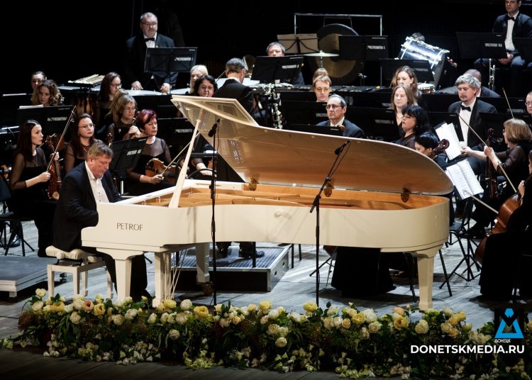 «Прокофьев-гала»: Донецк отметил 135-летие композитора