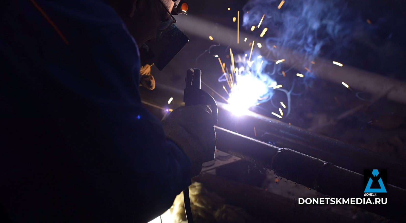 Москва согревает: Итоги отопительного сезона и помощь шеф-регионов