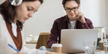 Цифровой прорыв в Амвросиевске: для молодежи построят современный «IT-куб»