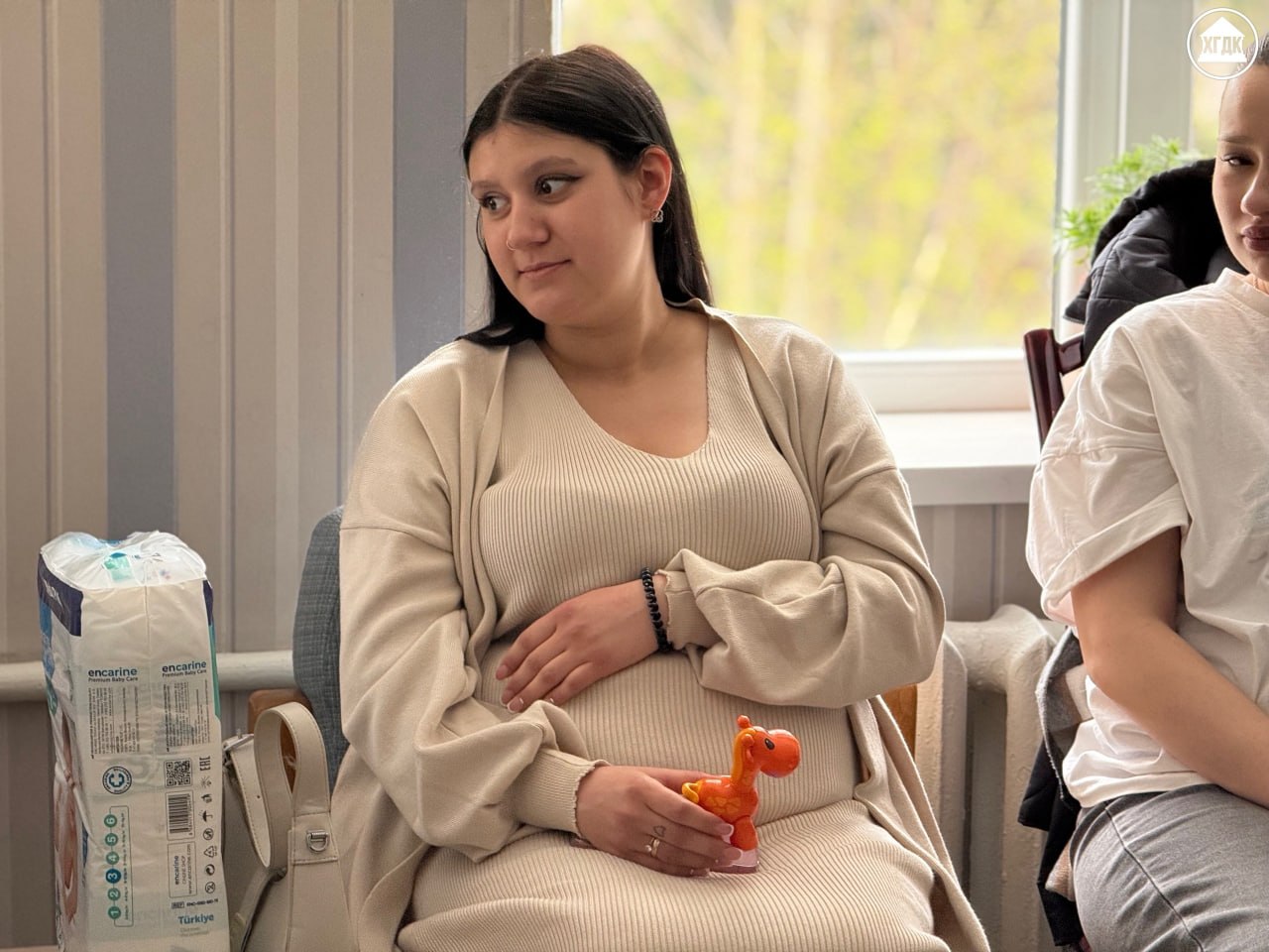 Куличи для бойцов в Шахтерске, обновление ФК «Шахтер» и альпака в Мариуполе. Дайджест за 7 апреля