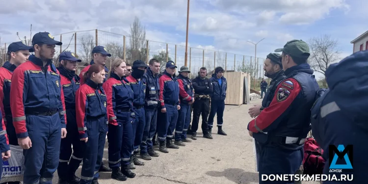 Добровольцы из Донецка помогают ликвидировать последствия наводнения в Дагестане