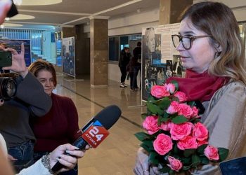 Наш голос Москве: стихи поэтессы Луганска зазвучали в альбоме «Семейного круга»