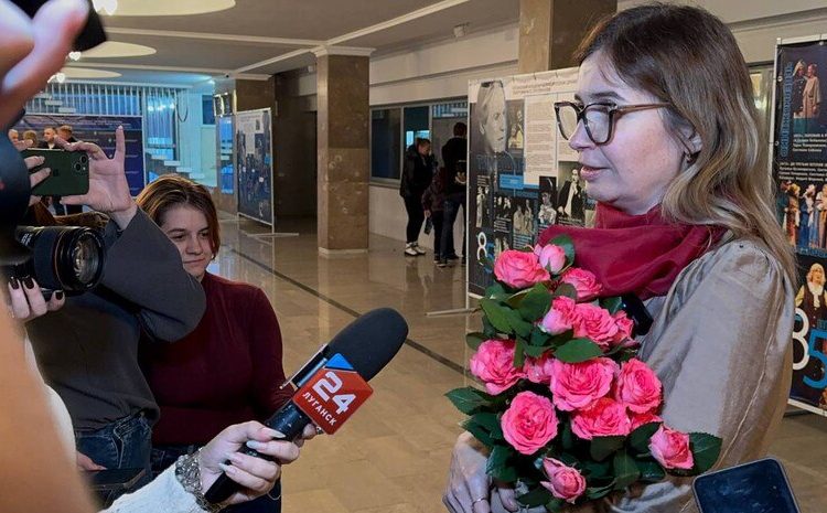 Наш голос Москве: стихи поэтессы Луганска зазвучали в альбоме «Семейного круга»