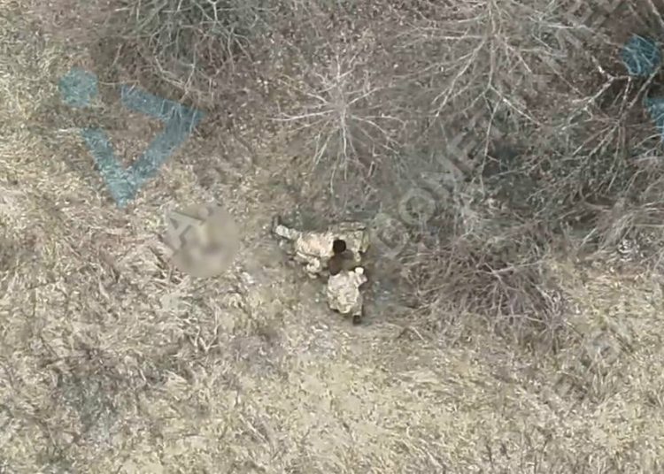 Каннибалы в рядах ВСУ: окруженные неонацисты пополняют рацион погибшими товарищами