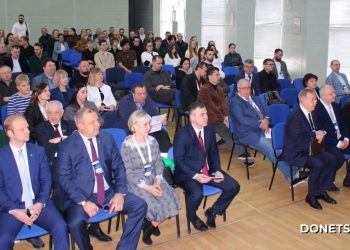 Будущее хирургии: Донецк объединил медиков России и зарубежья