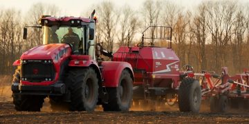 Реванш после засухи: в ДНР стартовала посевная. Чего ждать аграриям после двух лет неурожая?