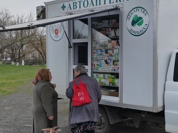 300 роз высадили в сквере «Металлург» в Донецке: город становится миллионом роз. Дайджест новостей за 8 апреля