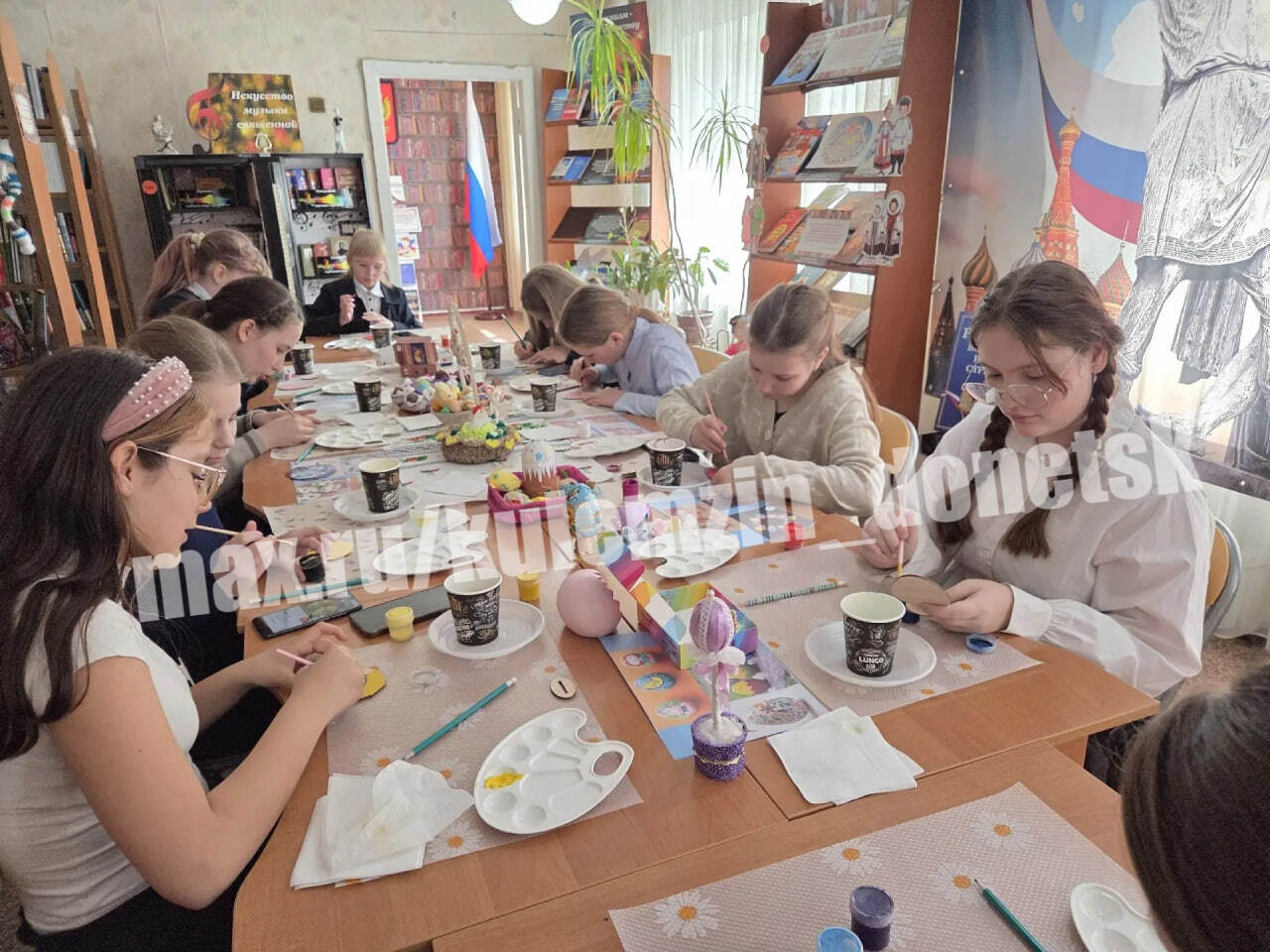 Когда космос встречается с верой: Благодатный огонь и космическая экспозиция в Донецке. Дайджест новостей ДНР за 12 апреля