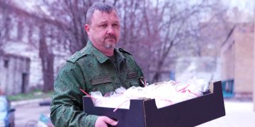 Гуманитарная акция в Горловке: дети получили пасхальные гостинцы