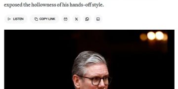 «Придурок, не умеющий работать»: британские чиновники назвали премьера Стармера некомпетентным