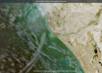 КСИР отправил 33 ударных катера к Ормузскому проливу