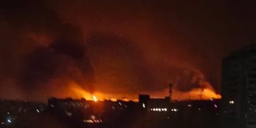 Сотни дронов и баллистика: ВС РФ нанесли удар возмездия по Украине