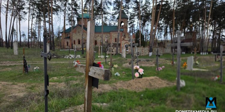 Правда братских могил: в Северодонецке эксгумировали тела 250 местных жителей, убитых укронацистами