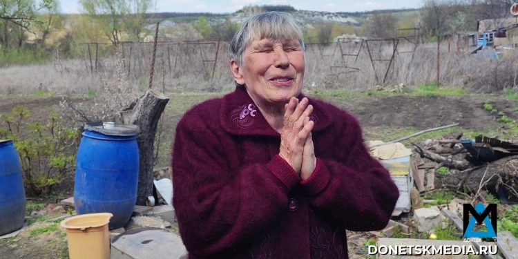Наследие в руинах: потомки маршала Будённого живут в разрушенном селе в ЛНР