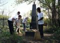 Студенты ДНР привели в порядок мемориалы героев войны