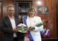 Землячка-герой: в Краснолиманском округе чествовали Елену Новикову, защищавшую Донбасс с 2014 года