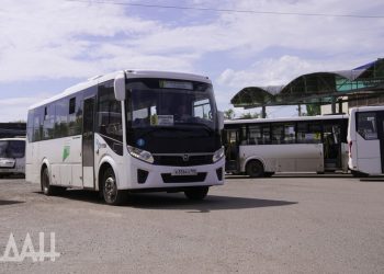 Пять современных автобусов с кондиционерами и видеонаблюдением запущены в Макеевке