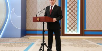 Владимир Путин: «Журналистам должно быть стыдно за коллег с Запада, замалчивающих трагедию в Старобельске»