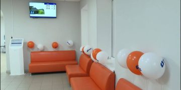 ПСБ оснастил поликлинику центральной больницы Харцызска новой мебелью
